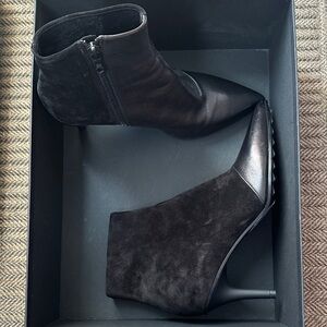 Elegant Black Rag and Bone Ankle Boots